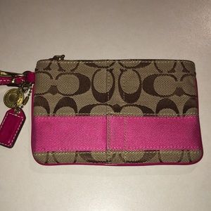 Coach logo wristlet with pink stripe 💕✨